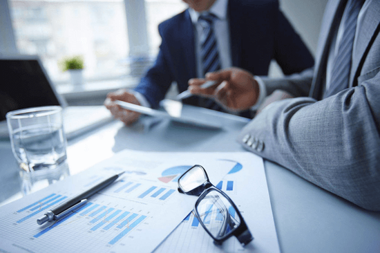 2021年半数业绩低迷 影视股僵局待破